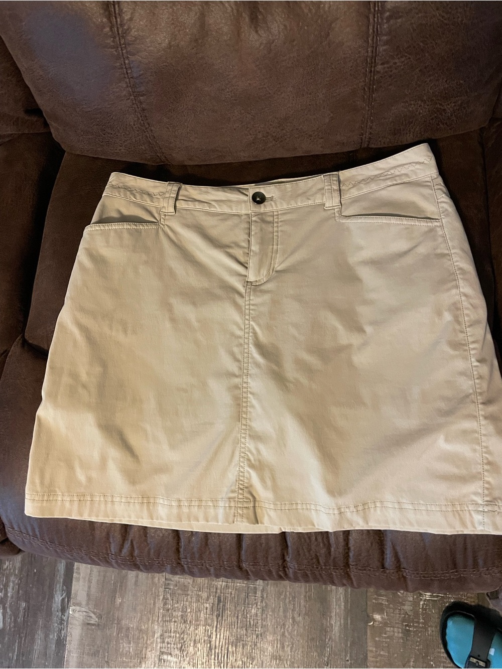 Eddie Bauer Khaki Skort - Size 8